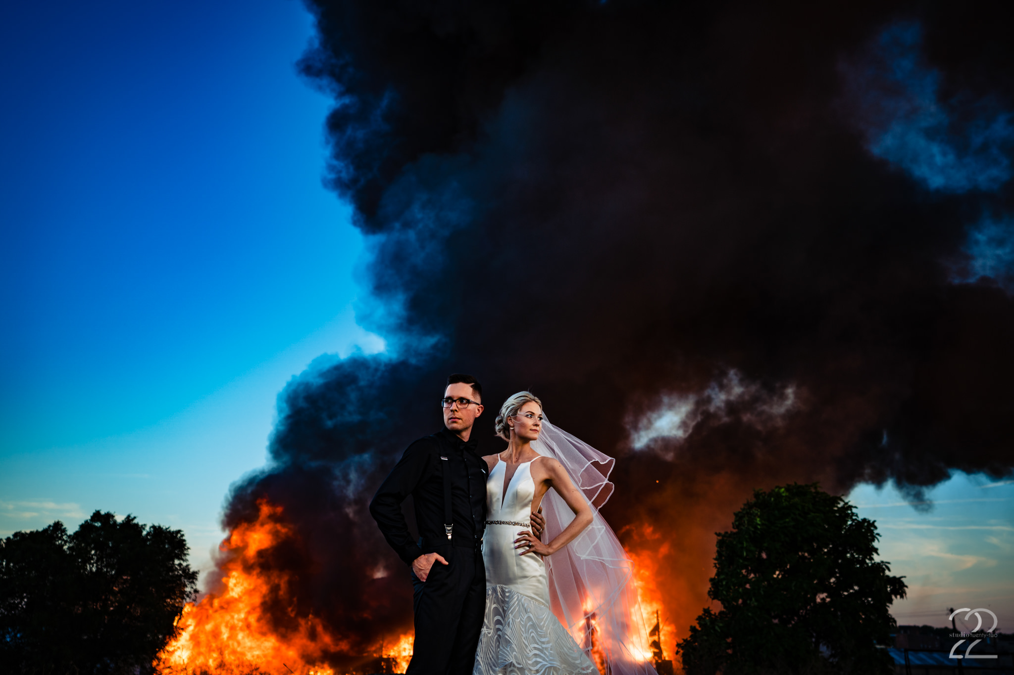 Studio 22 Photography - Megan Allen - Viral Fire Wedding Photo